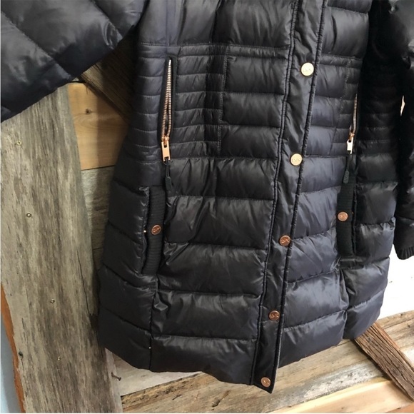 Livik Plus Size 1X Black Faux Fur Winter Coat - Picture 3 of 6